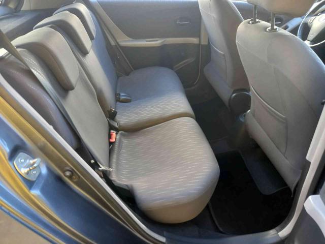 TOYOTA Yaris 1.3 5 porte Sol NEOPATENTATI