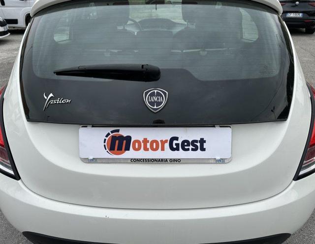 LANCIA Ypsilon 1.2 69 CV 5 porte NEOPATENTATI