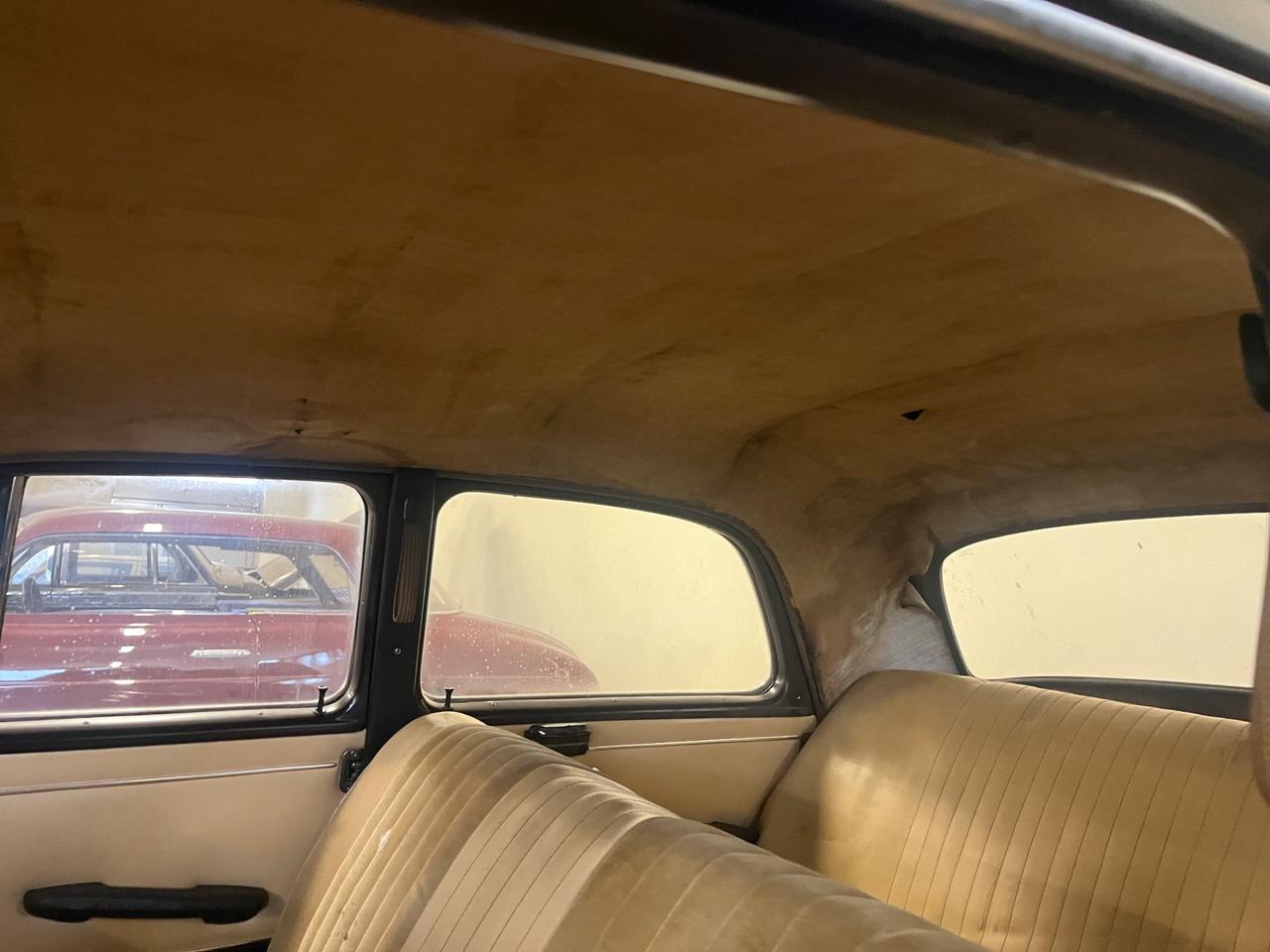 Mercedes 180 Ponton Bauletto