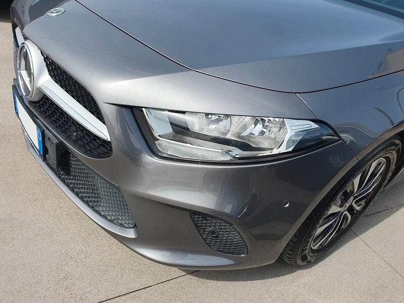 MERCEDES-Benz Classe A 180d 116CV S&S NAV PARK CAM