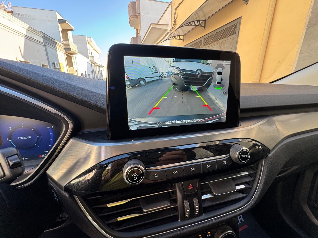Ford Kuga 2.0 EcoBlue Hybrid 150 CV 2WD Titanium