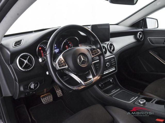 MERCEDES-BENZ CLA 200 200 d 4Matic Automatic Premium