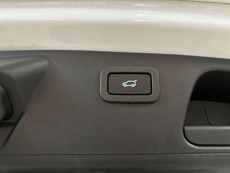Jaguar E-Pace 2.0d i4 mhev SE awd 204cv auto
