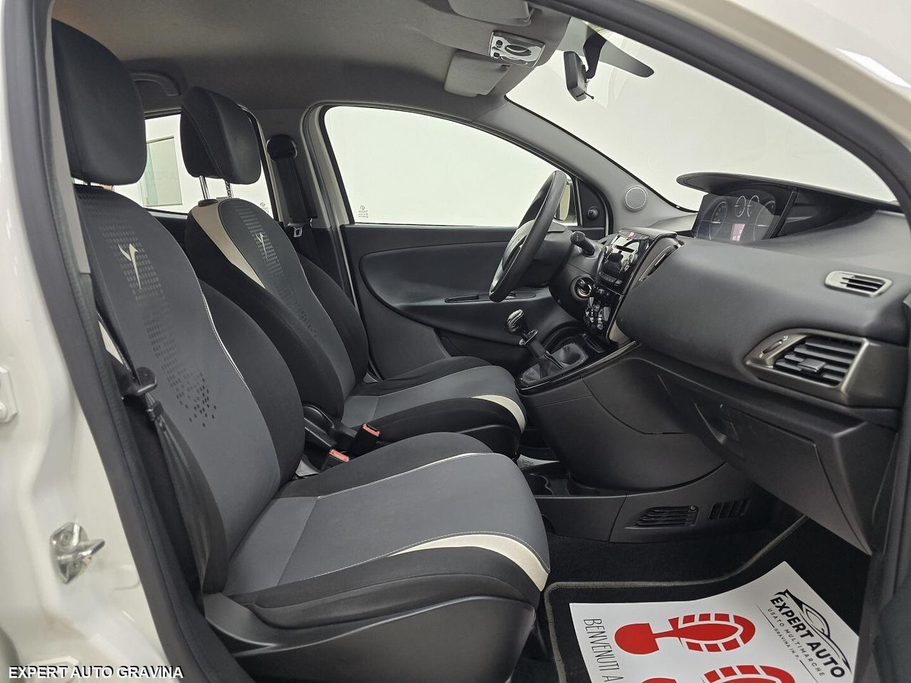 LANCIA YPSILON 1.2 69CV BENZINA