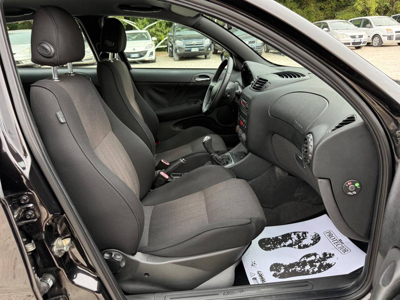Alfa Romeo 147 1.6 16V TS (105) 5 porte Moving Unico P