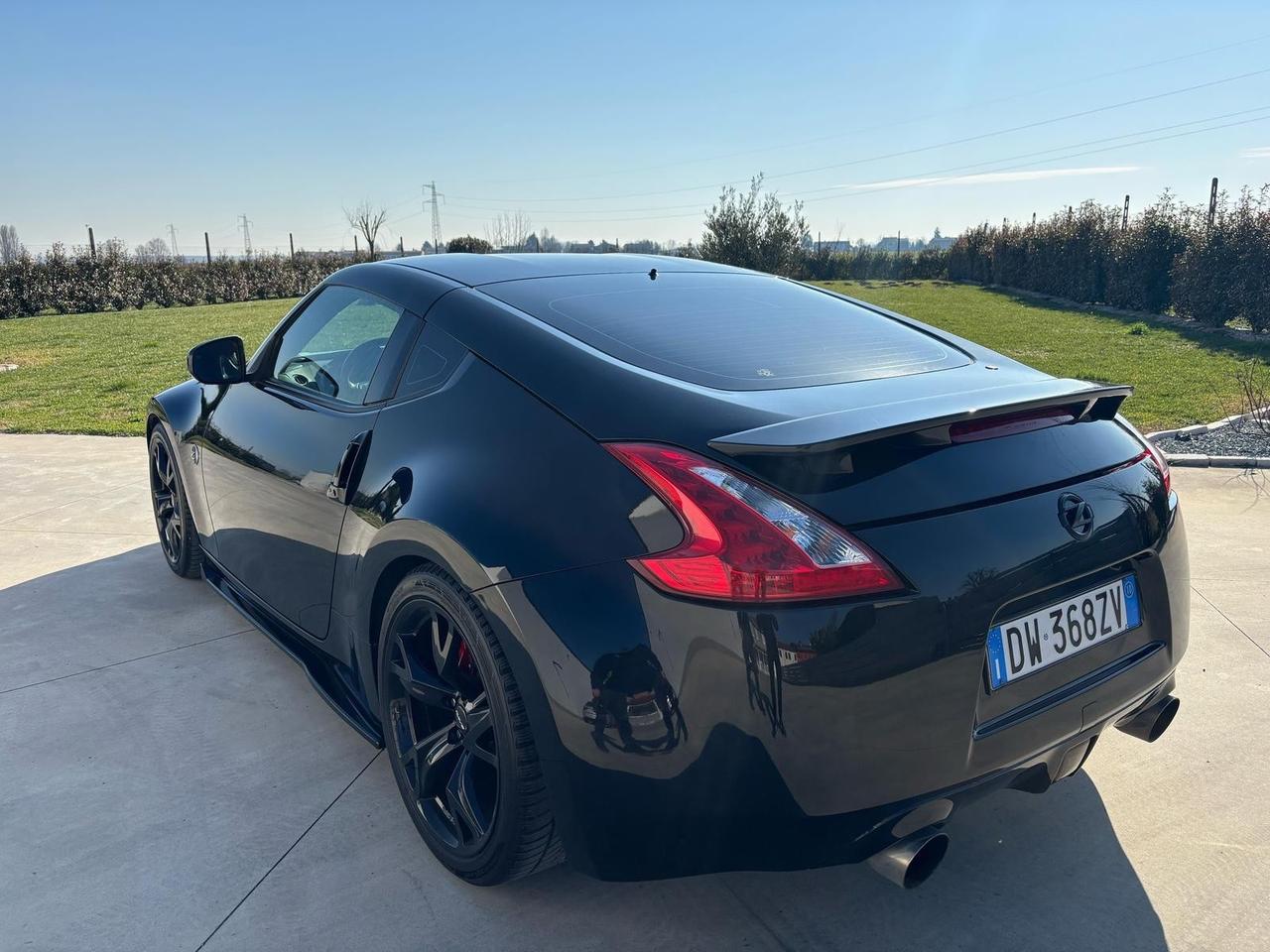 Nissan Z 370 z black edition