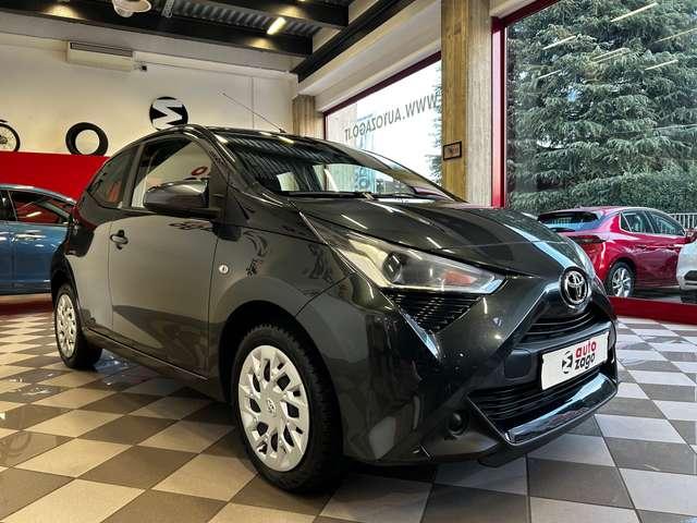 Toyota Aygo 1.0 Connect 72 CV 5 Porte X-Play