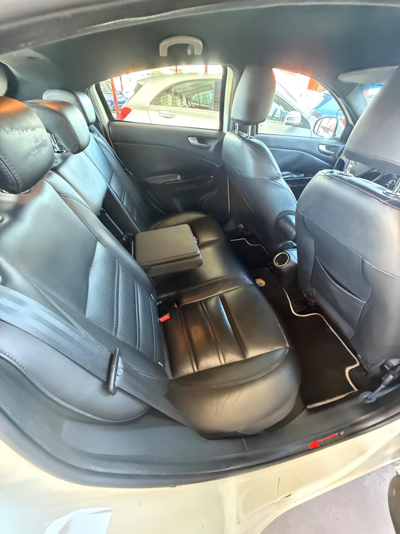 Giulietta 1.6 JTDm 105 CV Exclusive-pelle-Navi-perfetta
