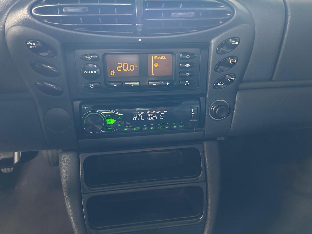 Porsche Boxster 2.5i 24V cat