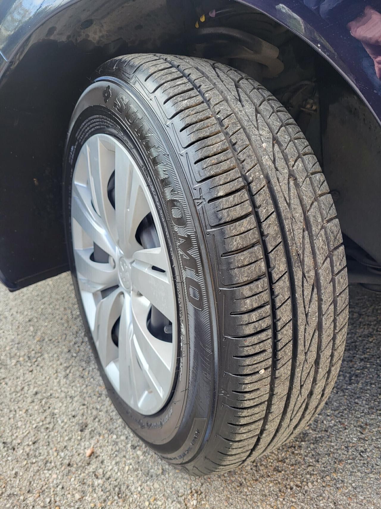 PEUGEOT 208 1,4 HDI-UNICA PROPRIETAR-4 REVISIONI