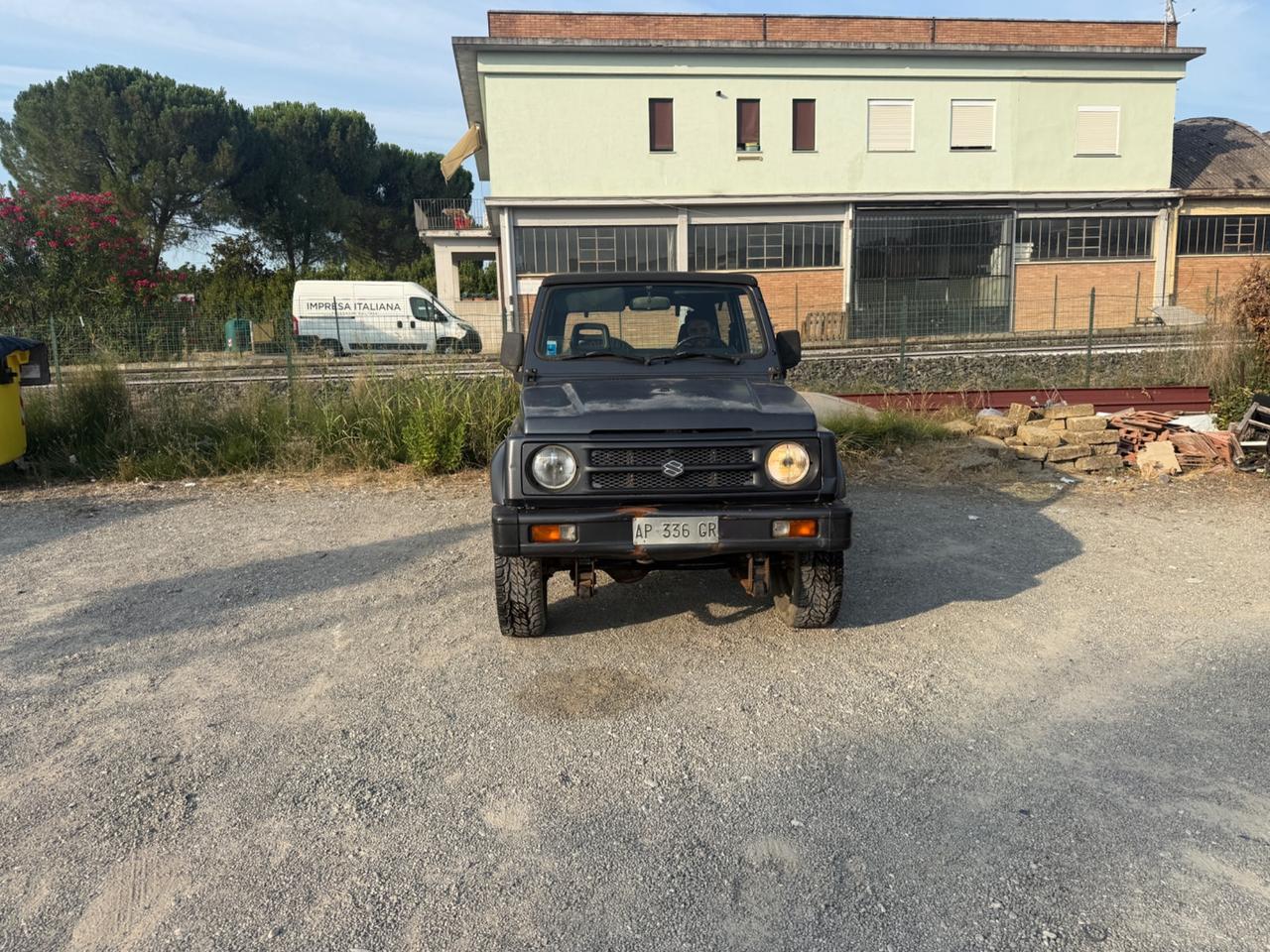 Suzuki SJ Samurai 1.3i cat Cabriolet De Luxe