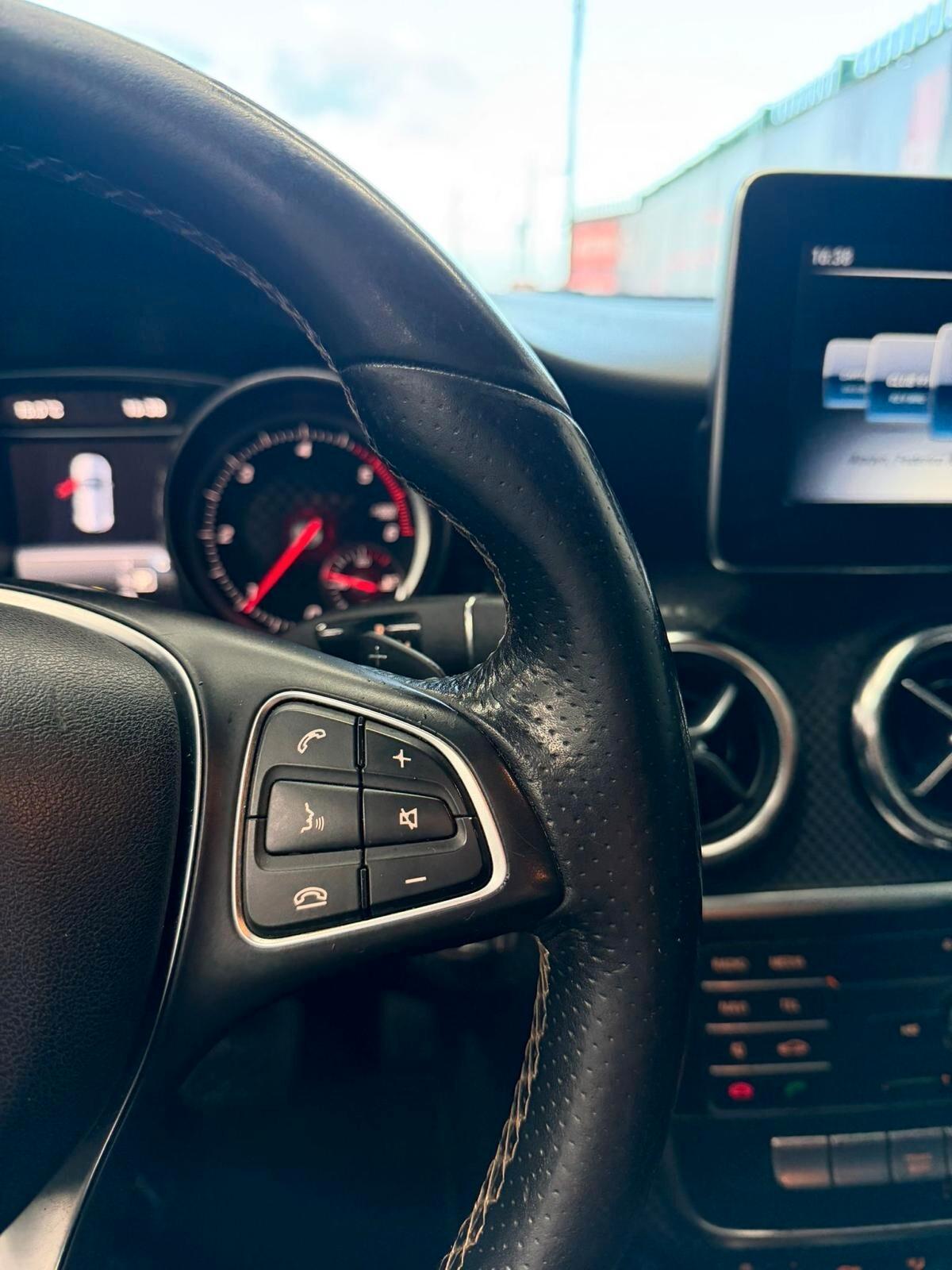 Mercedes-benz A 180 d Automatic Premium