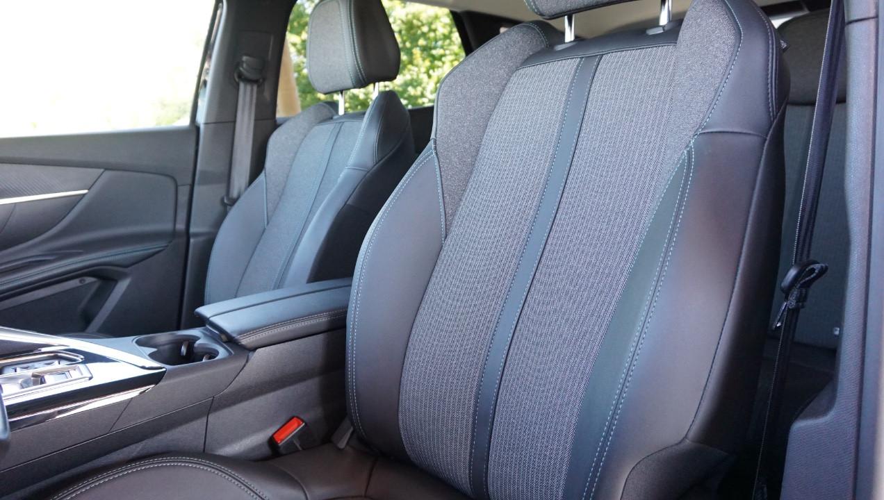 Peugeot 3008 3008 1.5 bluehdi Allure s&s 130cv eat8
