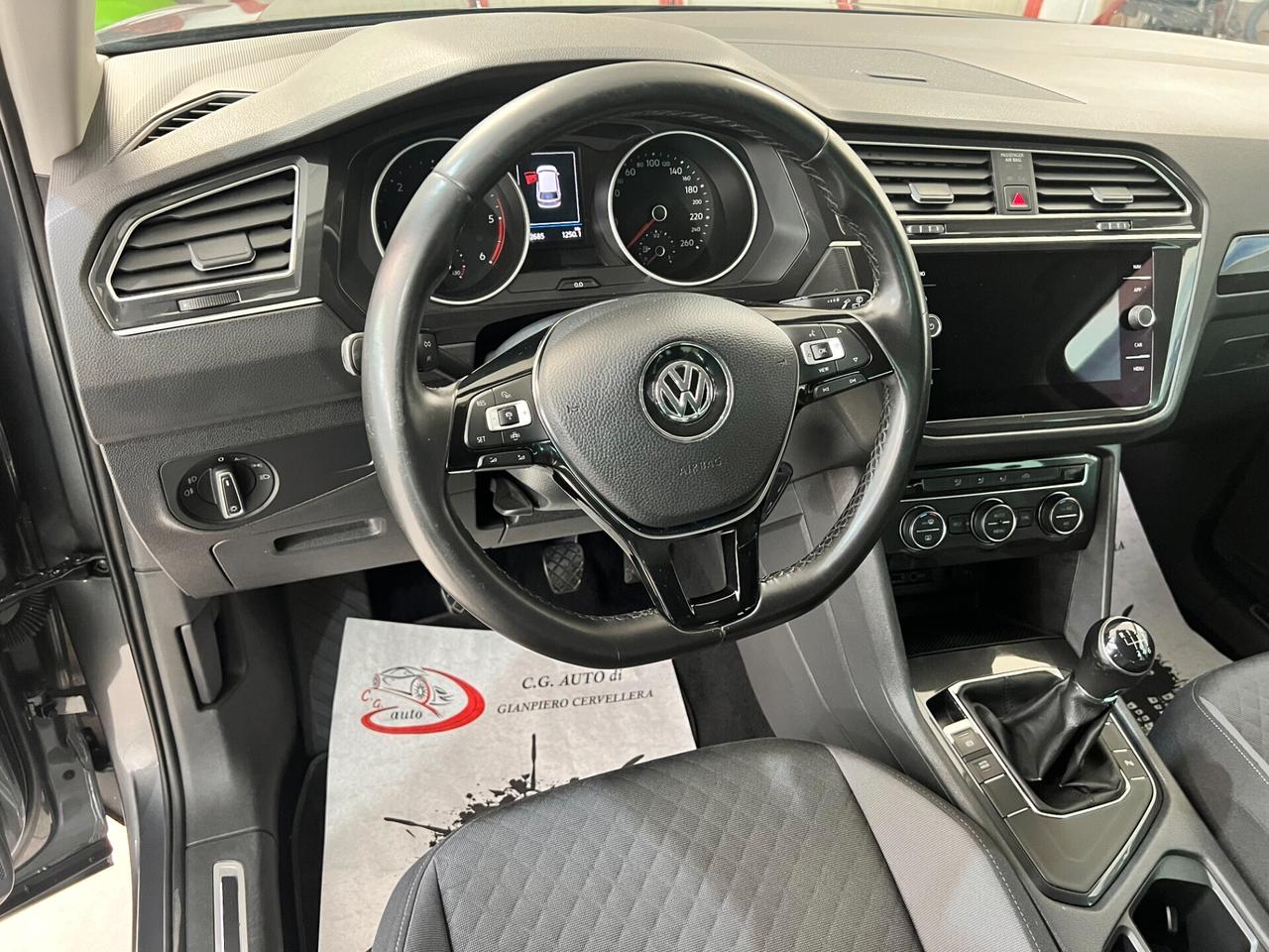 Volkswagen Tiguan 1.6 116 CV - Business BlueMotion Technology - 2019