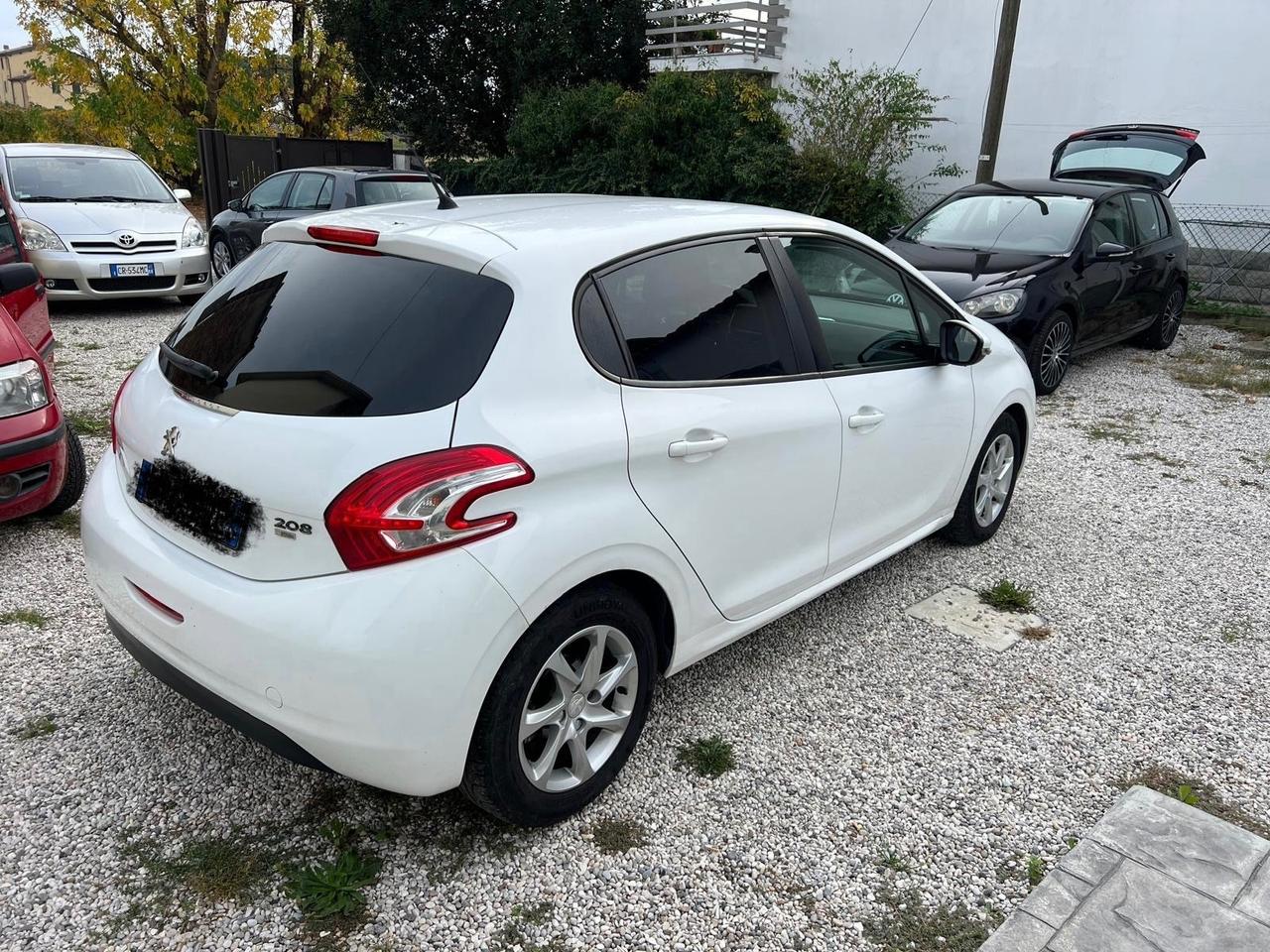 Peugeot 208 1.6 e-HDi 92 CV Stop&Start 5 porte Allure