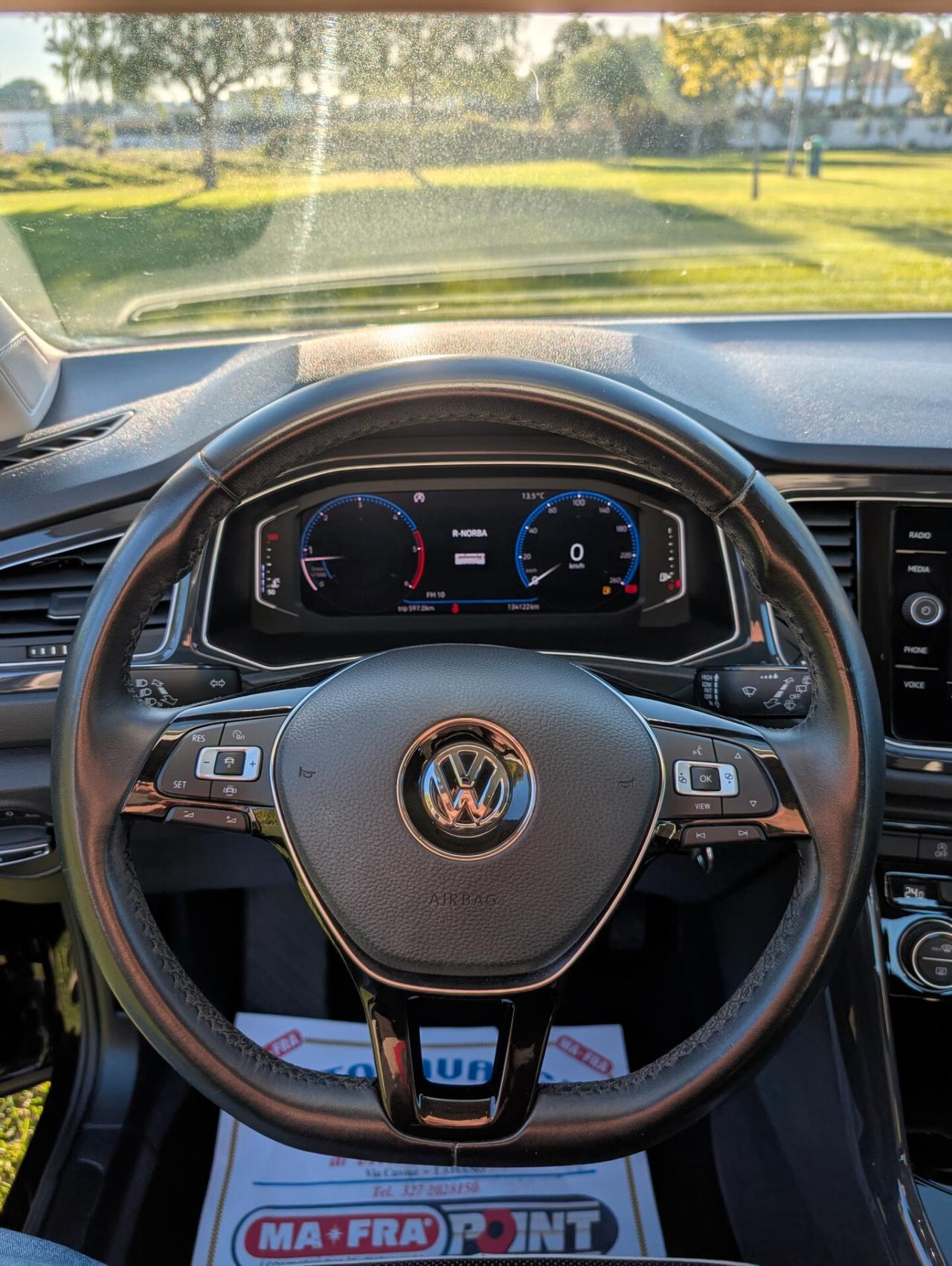 Volkswagen T-Roc 1.6 TDI ---FULL LED---VIRTUAL COCKPIT!!!