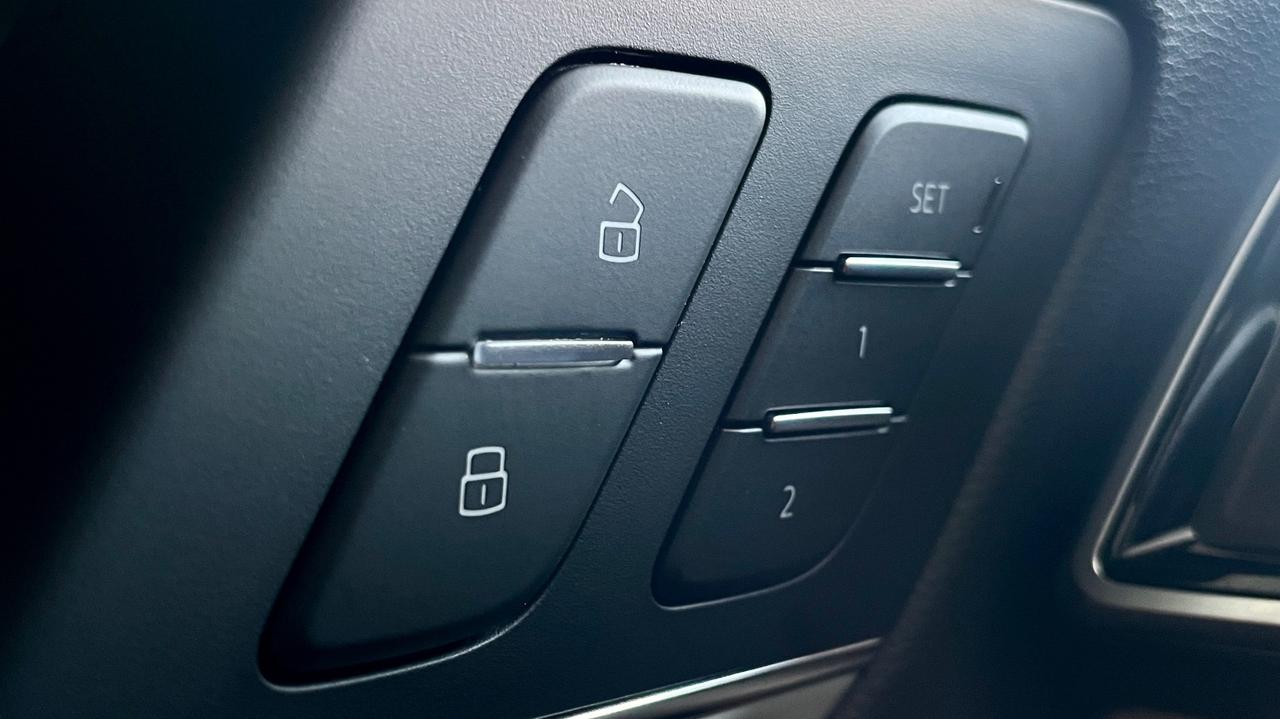 AUDI Q5 QUATTRO 40 2.0 S-LINE S-TRONIC 204 CV - VIRTUAL COCKPIT, PELLE, FULL LED
