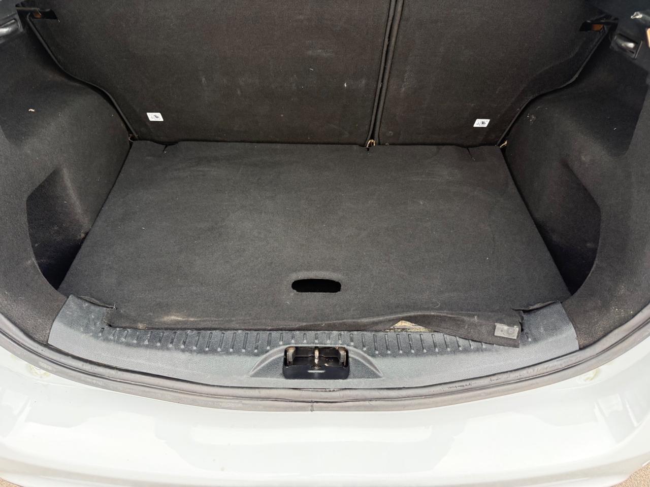 Ford B-Max 1.6 TDCi 95 CV Business