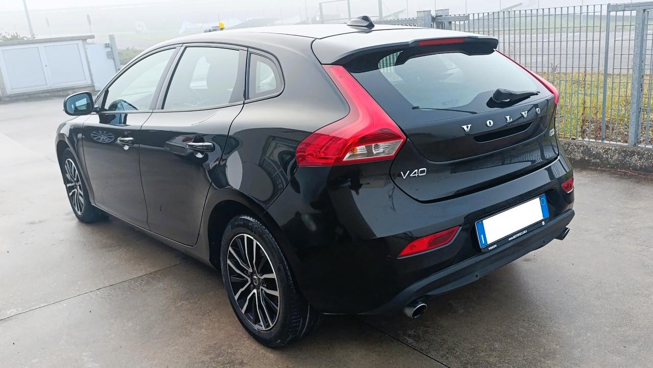 Volvo V40 D2 Business Plus 2.0d 120cv