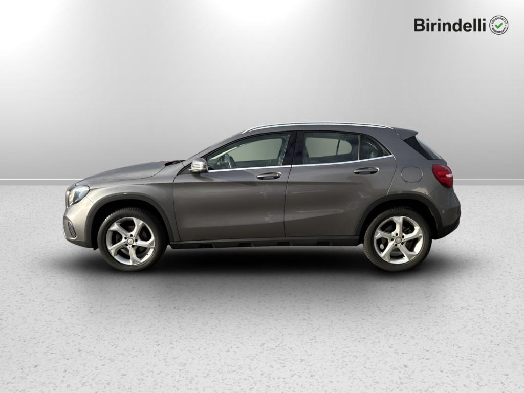 Mercedes-Benz GLA (X156) - GLA 200 d Automatic Sport