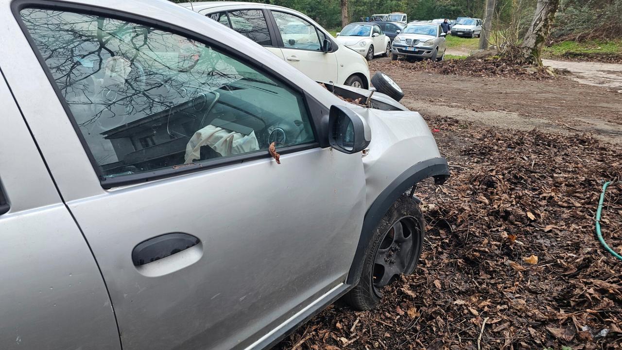 Dacia Sandero Stepway 1.5 dCi 8V 90CVolo contatto telefonico..no meil info 3792464507