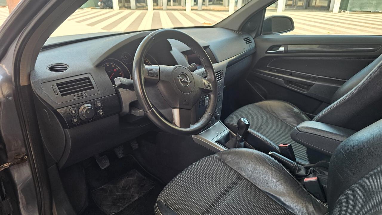 Opel Astra 1.6i 16V cat Station Wagon Sport