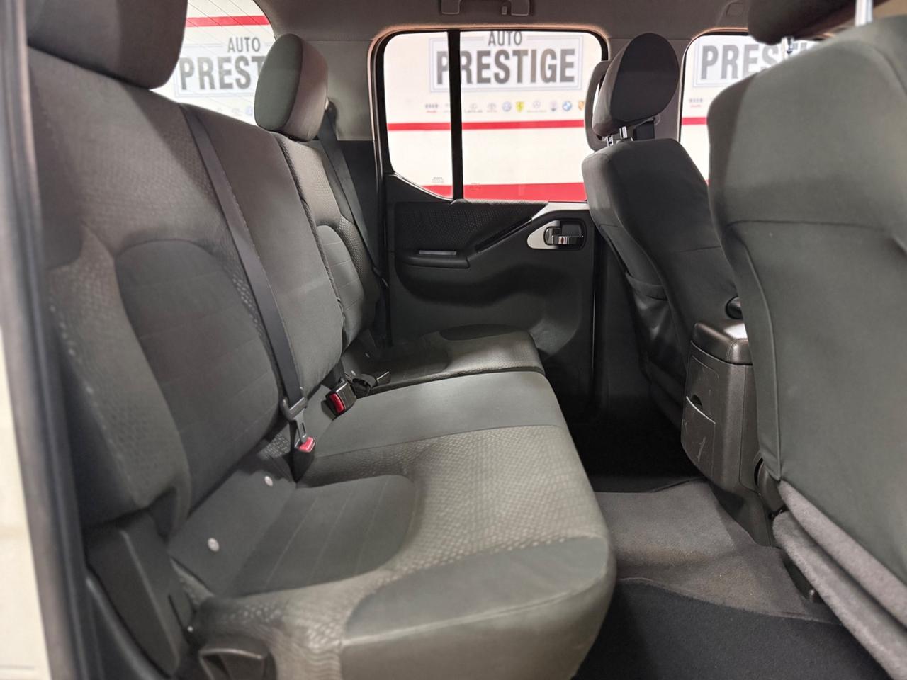 Nissan Navara PICK-UP 2.5 cdi 190cv Cab 4WD