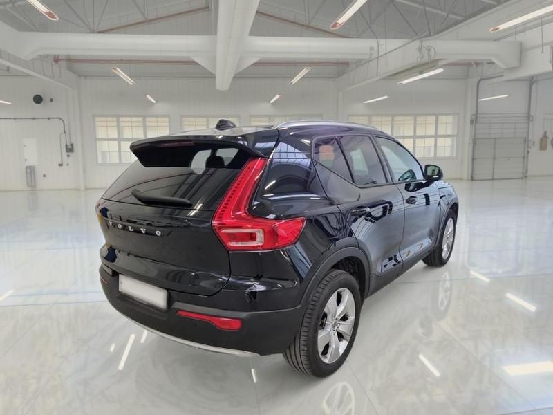 VOLVO XC40 D3 Momentum Pro