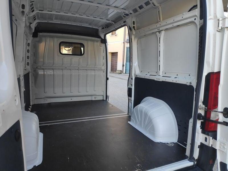 Peugeot Boxer Boxer 333 2.2 BlueHDi 140 S&S PM-TM Furgone*PASSO MEDIO TETTO ALTO*19.000 KM*GARANTITO*3 POSTI*