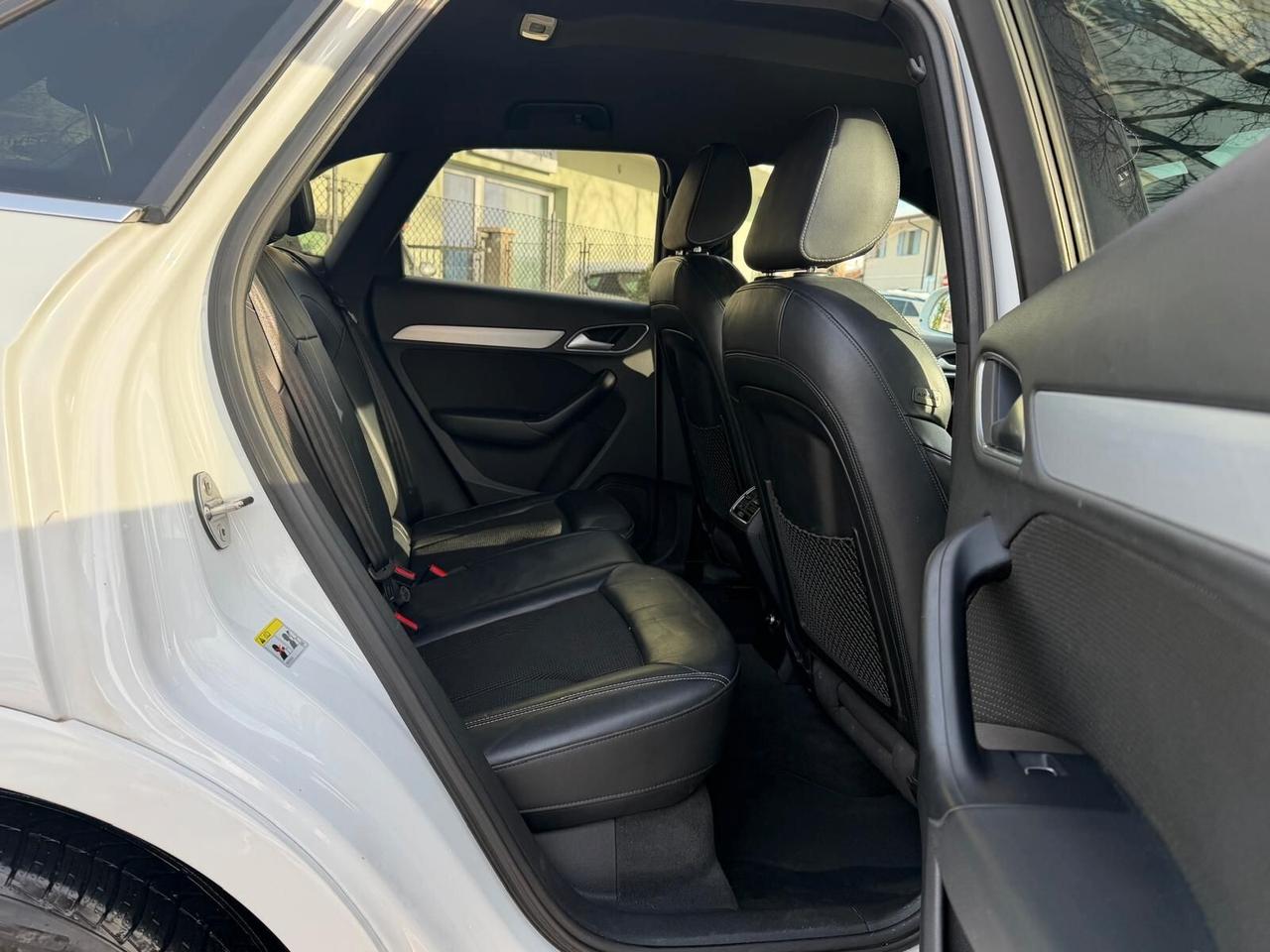 Audi Q3 2.0 TDI 150 CV S tronic line Edition