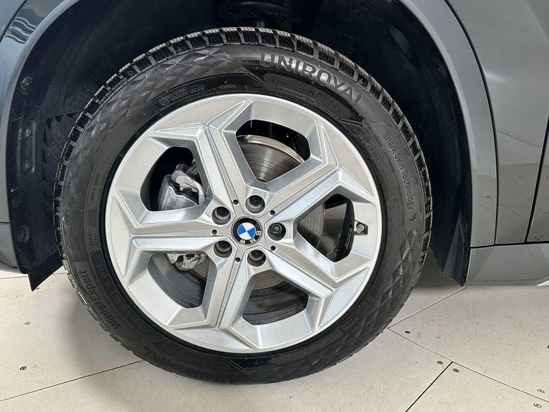 BMW X1 U11 sdrive18d X-Line auto