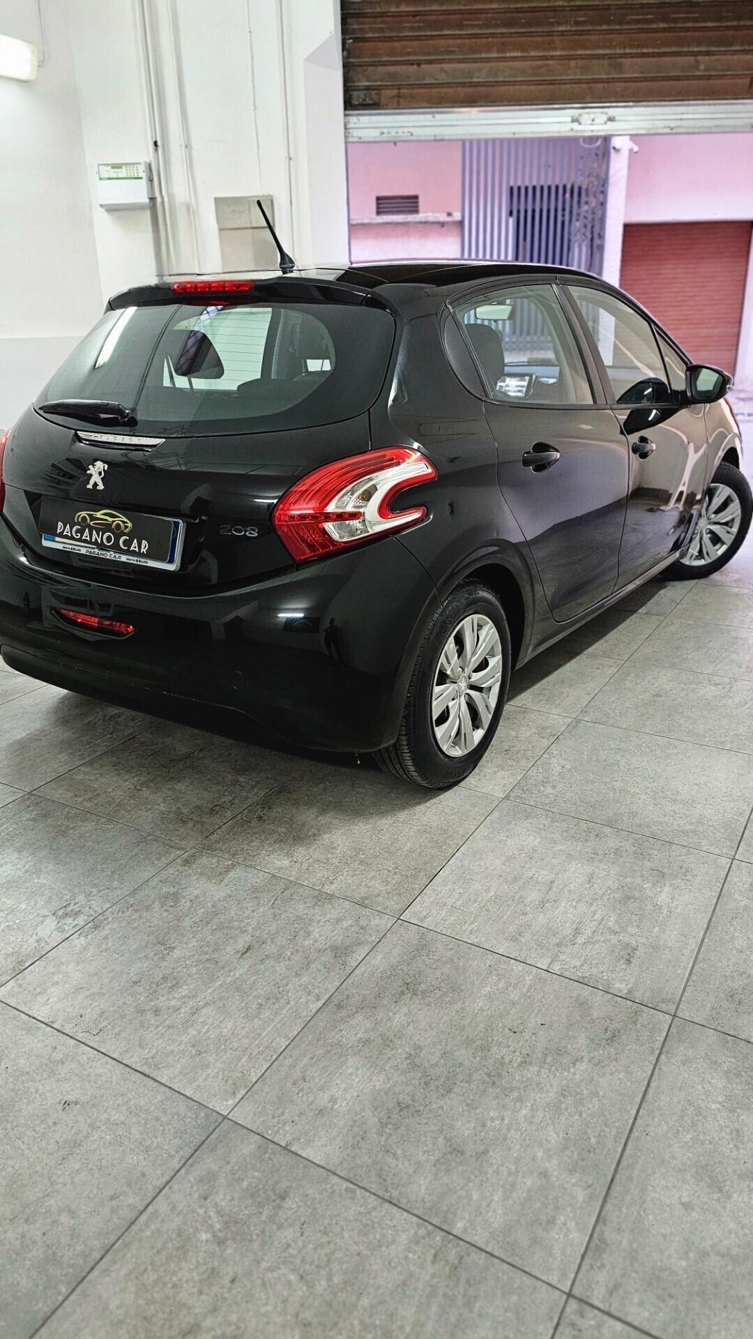 Peugeot 208 1.4 HDi 68 CV 5 porte