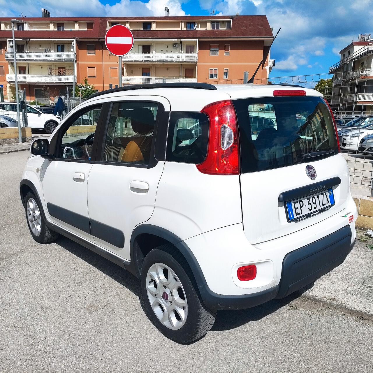 Fiat Panda 0.9 TwinAir Turbo Natural Power Lounge