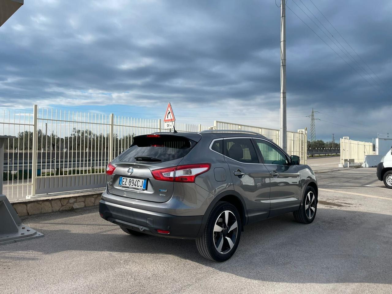 NISSAN QASHQAI 1.5 DCI Tekna