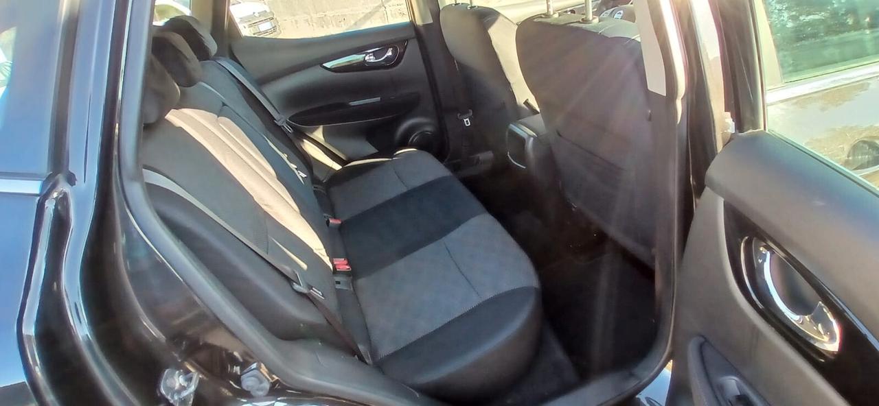 Nissan Qashqai 1.5 dCi Tekna - 2015