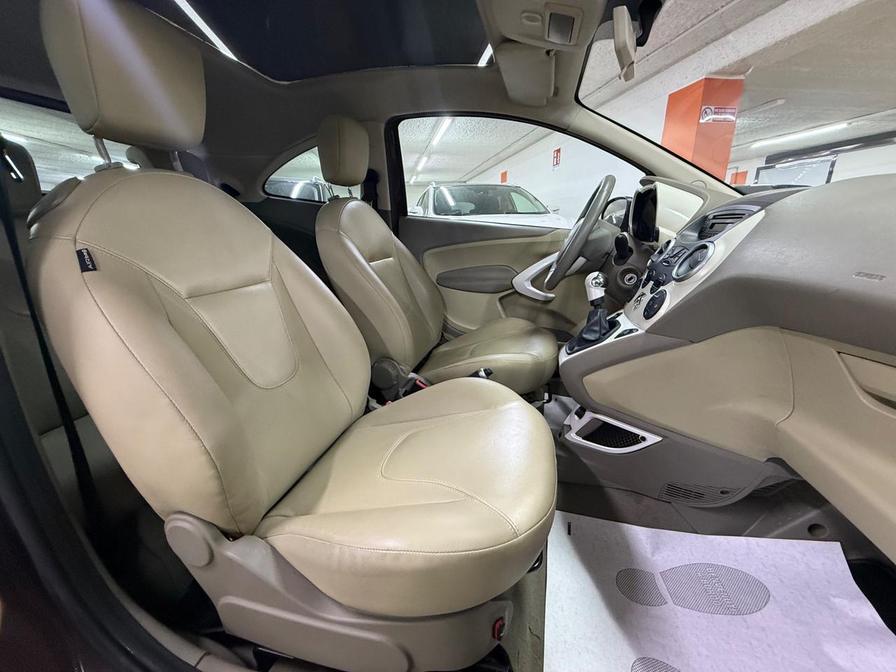 Ford Ka Ka 1.2 69CV Titanium TETTO PANOR.