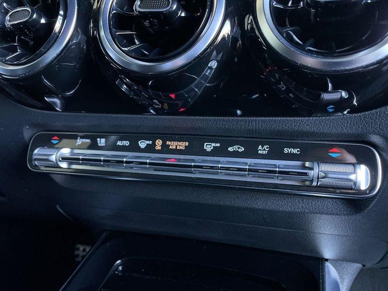 Mercedes-Benz GLA GLA 180 d Automatic Premium