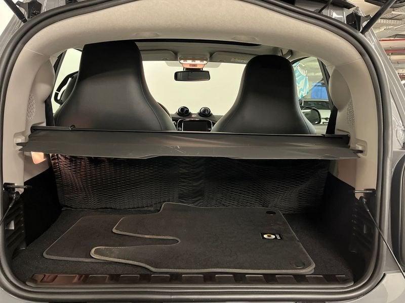 smart fortwo EQ Racingrey (22kW)