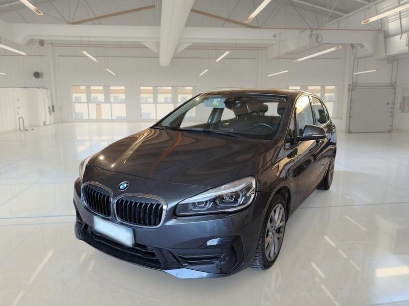 BMW 225 e ACTIVE TOURER iPerformance Business autom.