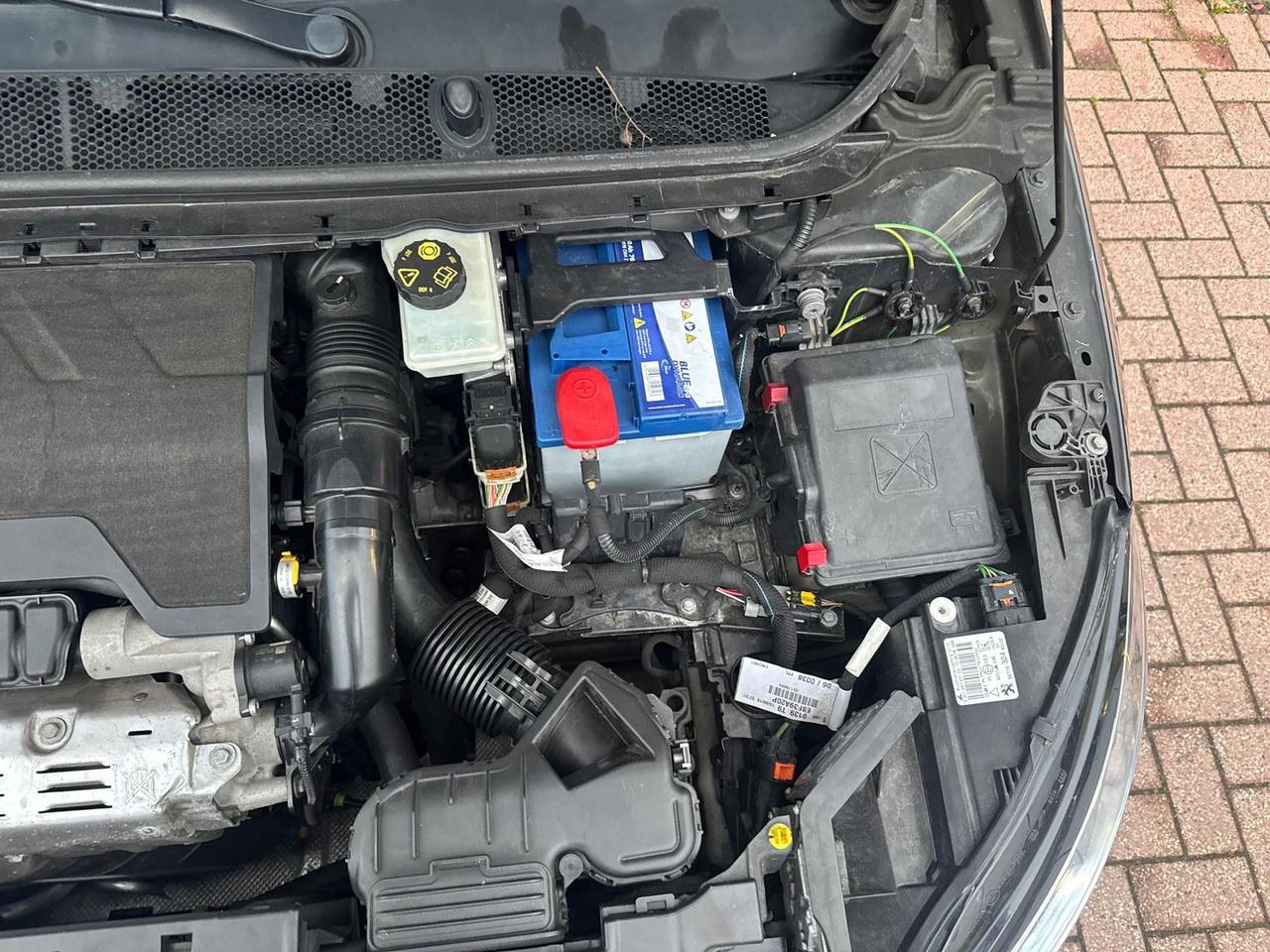 Peugeot 308 GT Line 1.2 PureTech 130 TETTUCC #9131