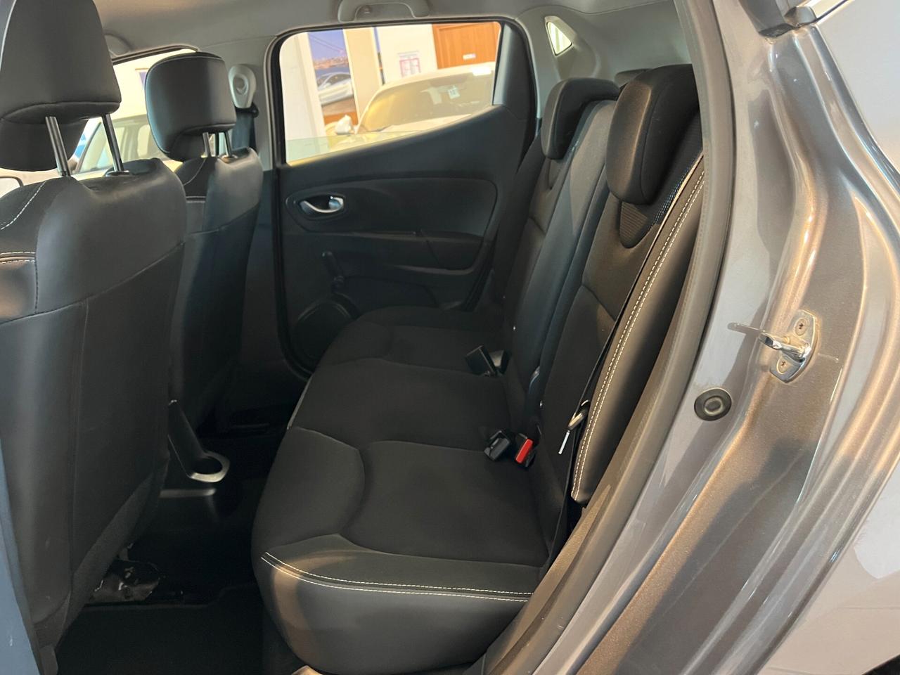 Renault Clio 1.2 75CV 5 porte COSTUME NATIONAL
