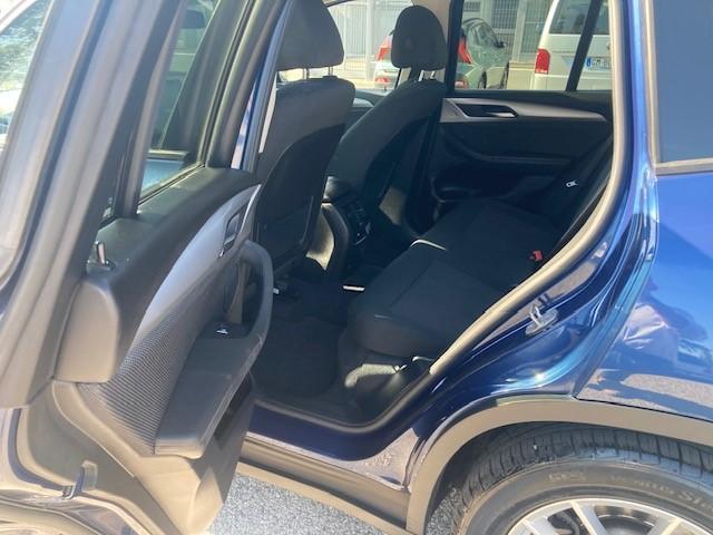 BMW X3 20 d Business Advantage xDrive Steptronic