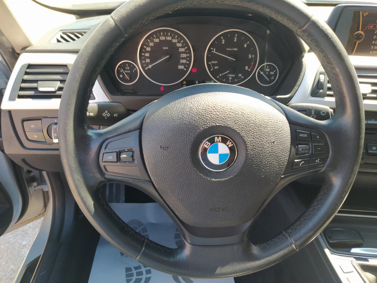 Bmw 316d Touring 115 cv Neopatentati