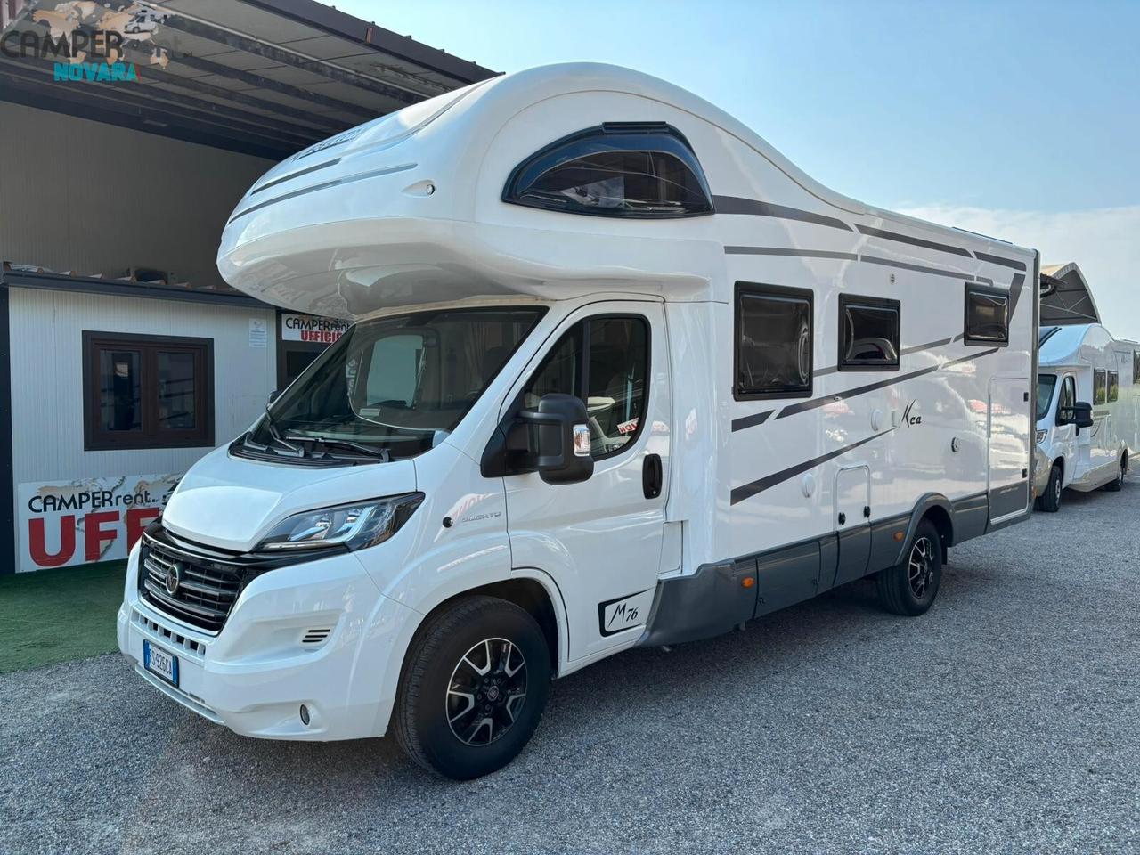MOBILVETTA KEA M76 - mansardato con letti gemelli in coda ed ampio garage foro 94 x 117
