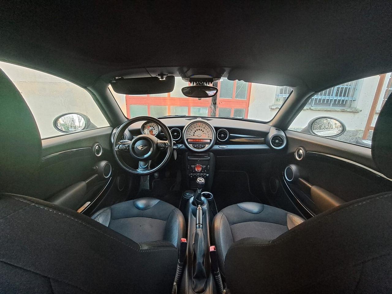 Mini Cooper Coupe 1.6 Coupé
