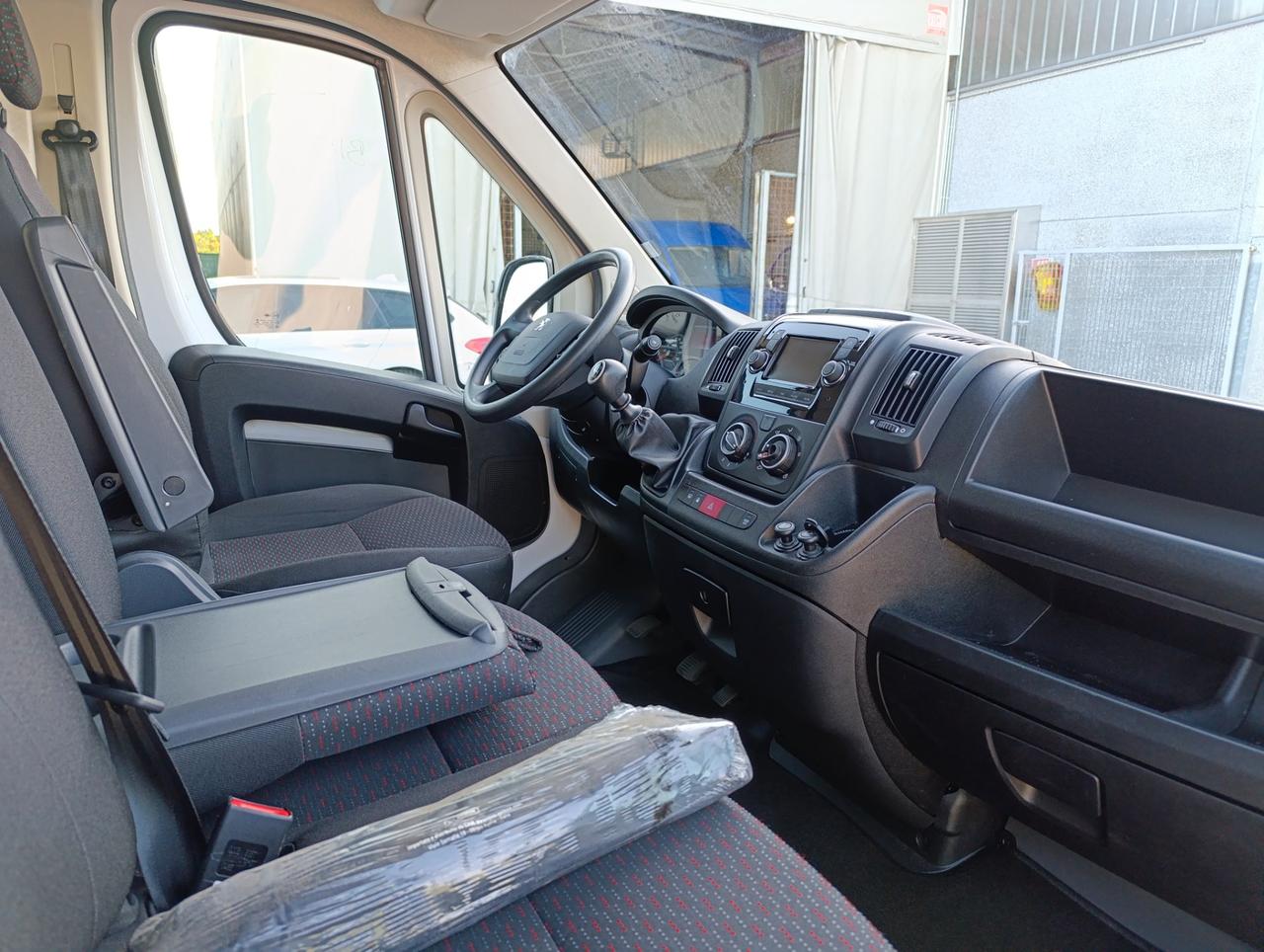 PEUGEOT Boxer 335 2.2 bluehdi 140cv S&S L3H2 (Premium)