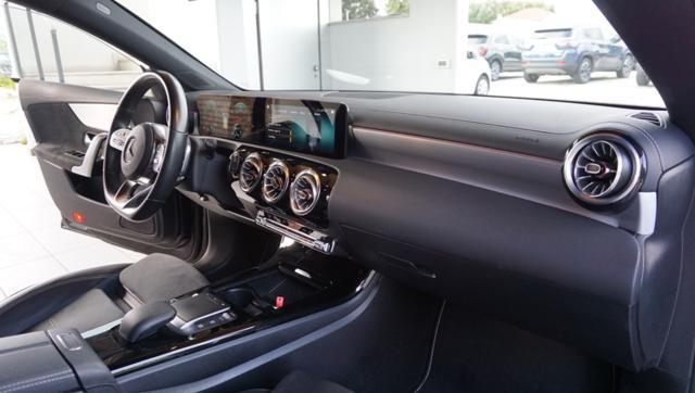 MERCEDES-BENZ CLA 200 d Automatic Shooting Brake Premium AMG Line