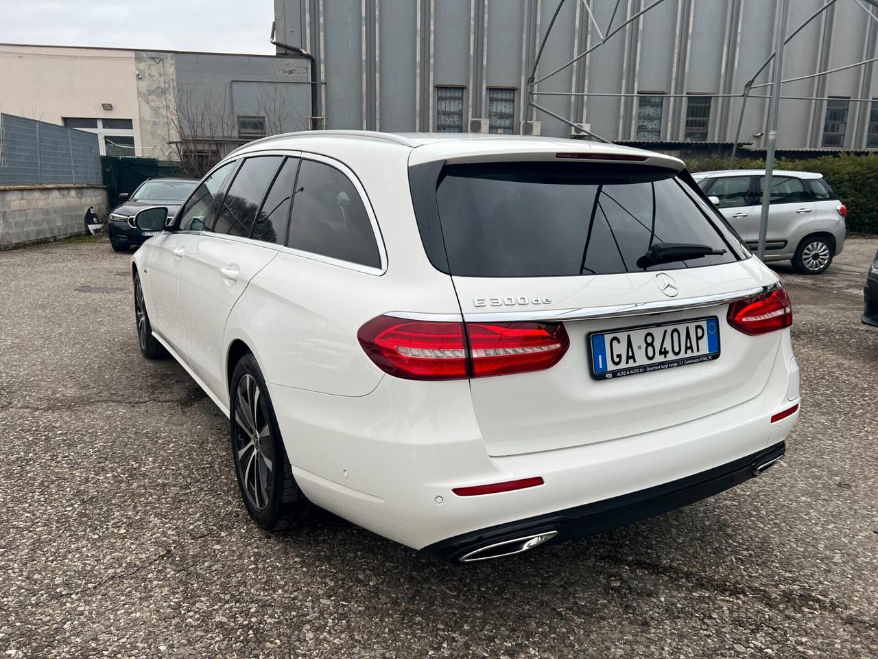 Mercedes-benz E 300 de Auto EQ-Power Business Extra