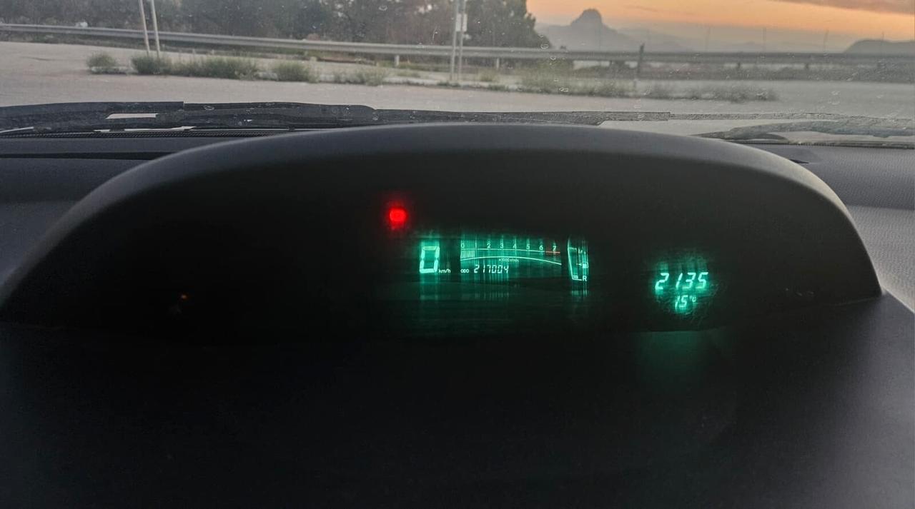 Toyota Yaris 1.0 benzina 5 porte