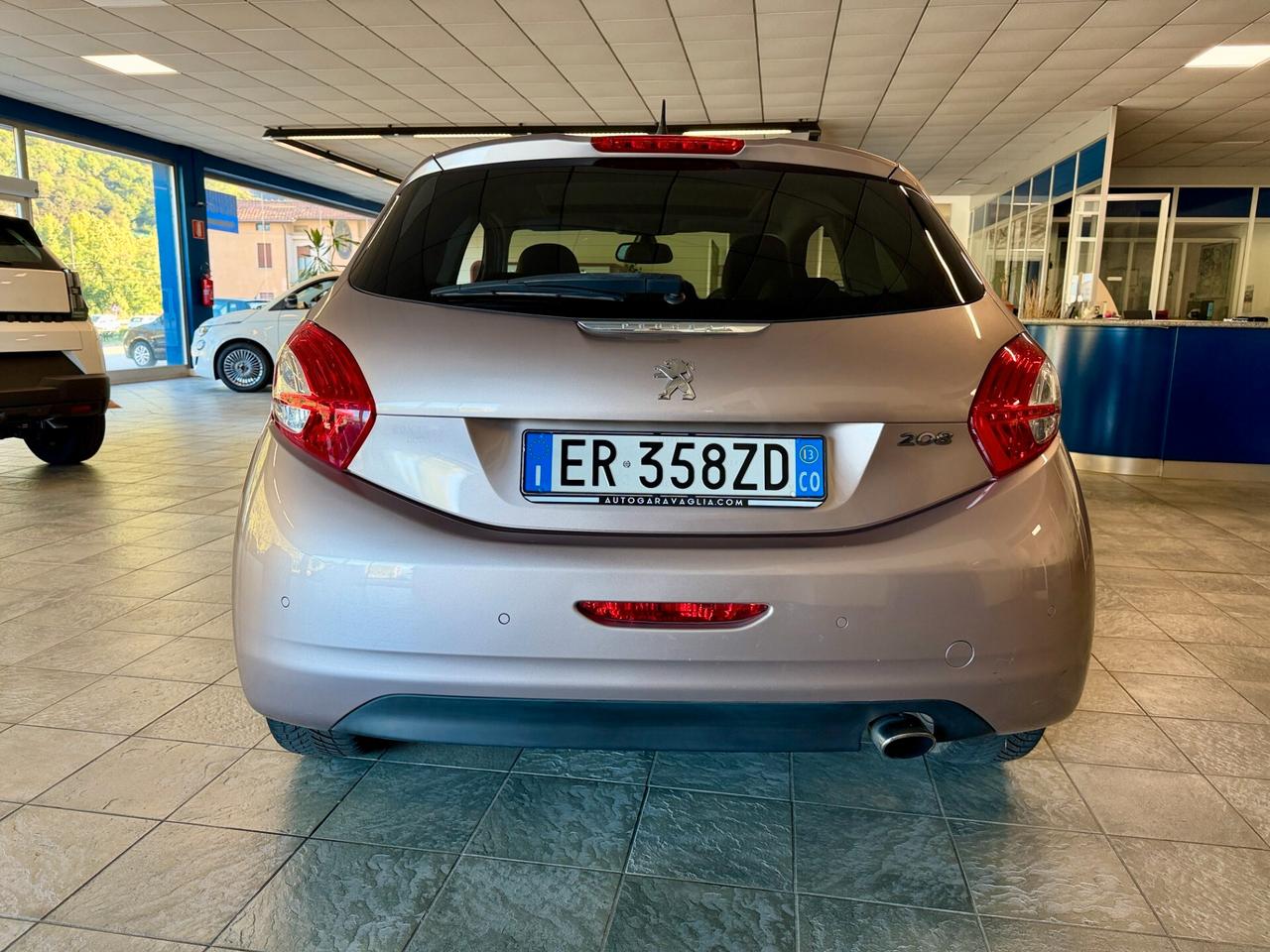 Peugeot 208 1.2 VTi 82 CV 3 porte Allure